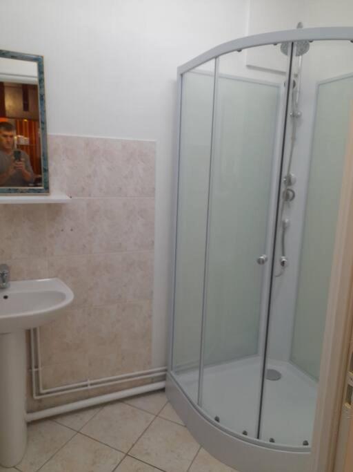 Appartement Au Bord Du Canal Montbard Exterior foto